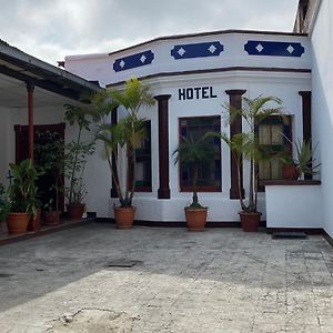 Hotel Malybu